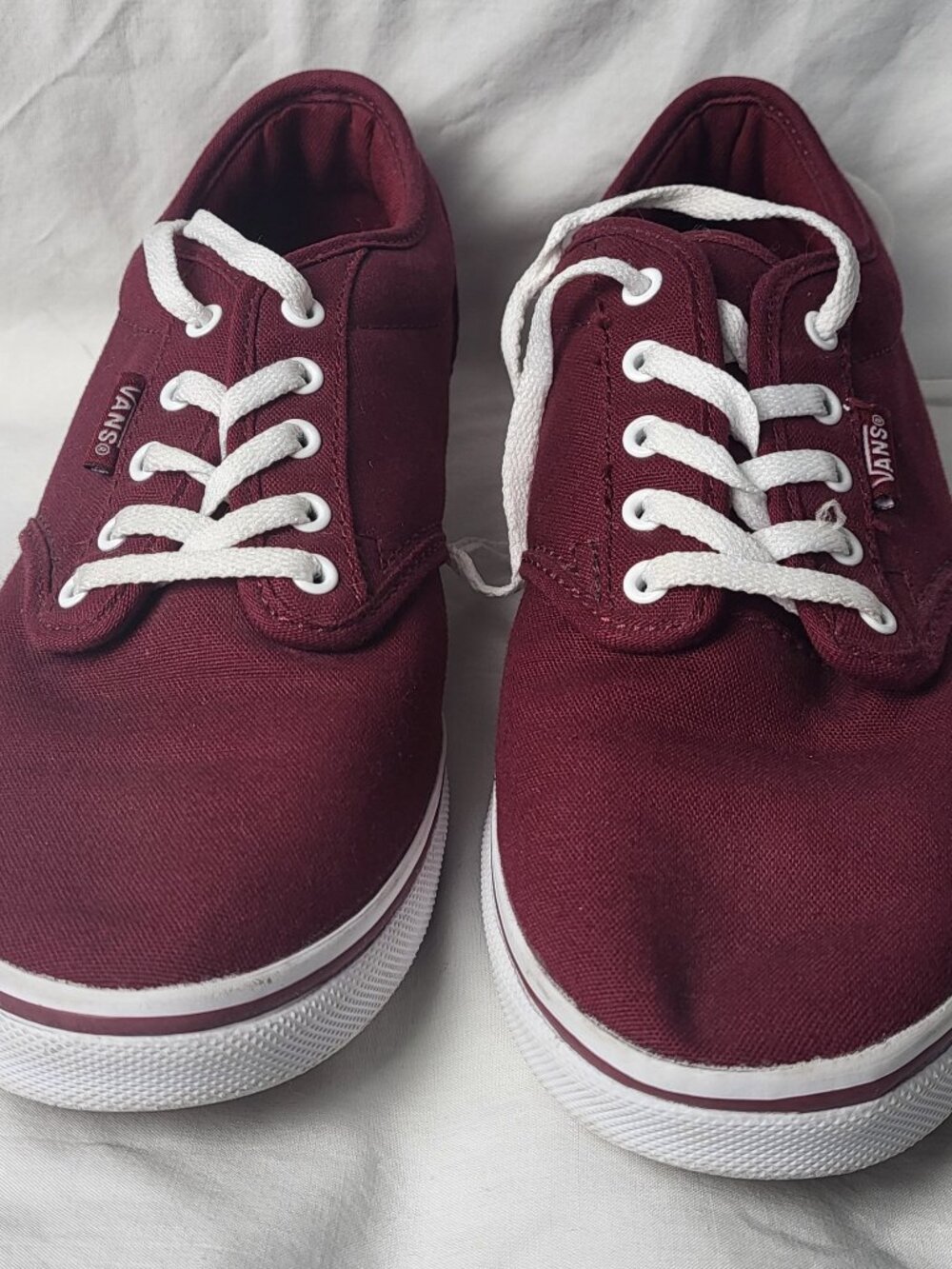 Vans Shoes Women's 6.5 Red Classic Sneakers Casual Skater Streetwear School